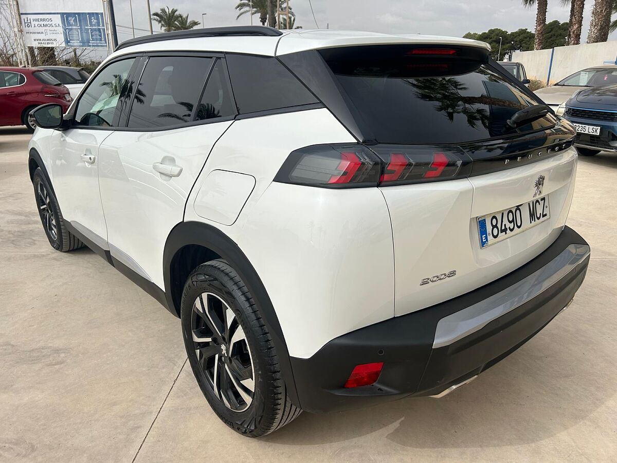 PEUGEOT 2008 ALLURE 1.2 E-THP AUTO SPANISH LHD IN SPAIN 28000 MILES SUPER 2022